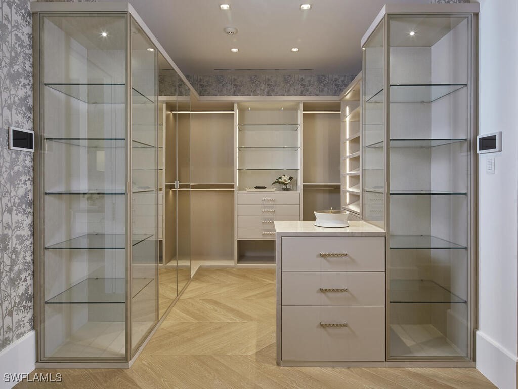 2075 Gordon Drive E Naples FL 34102 225020365 image18