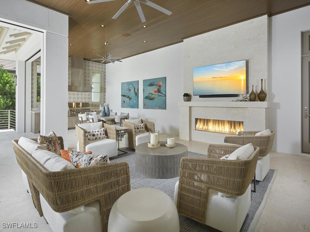 2075 Gordon Drive E Naples FL 34102 225020365 image32