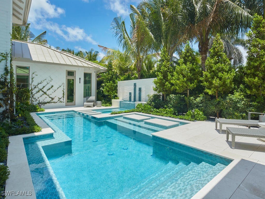 2075 Gordon Drive E Naples FL 34102 225020365 image36