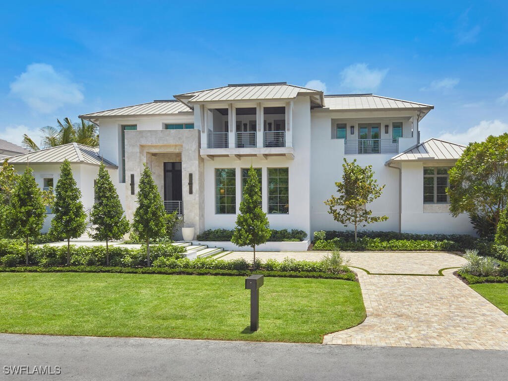 2075 Gordon Drive E Naples FL 34102 225020365 image38