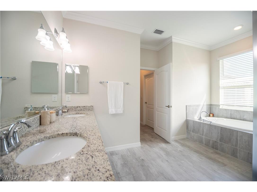 2075 Parson Street Naples FL 34120 226008940 image13
