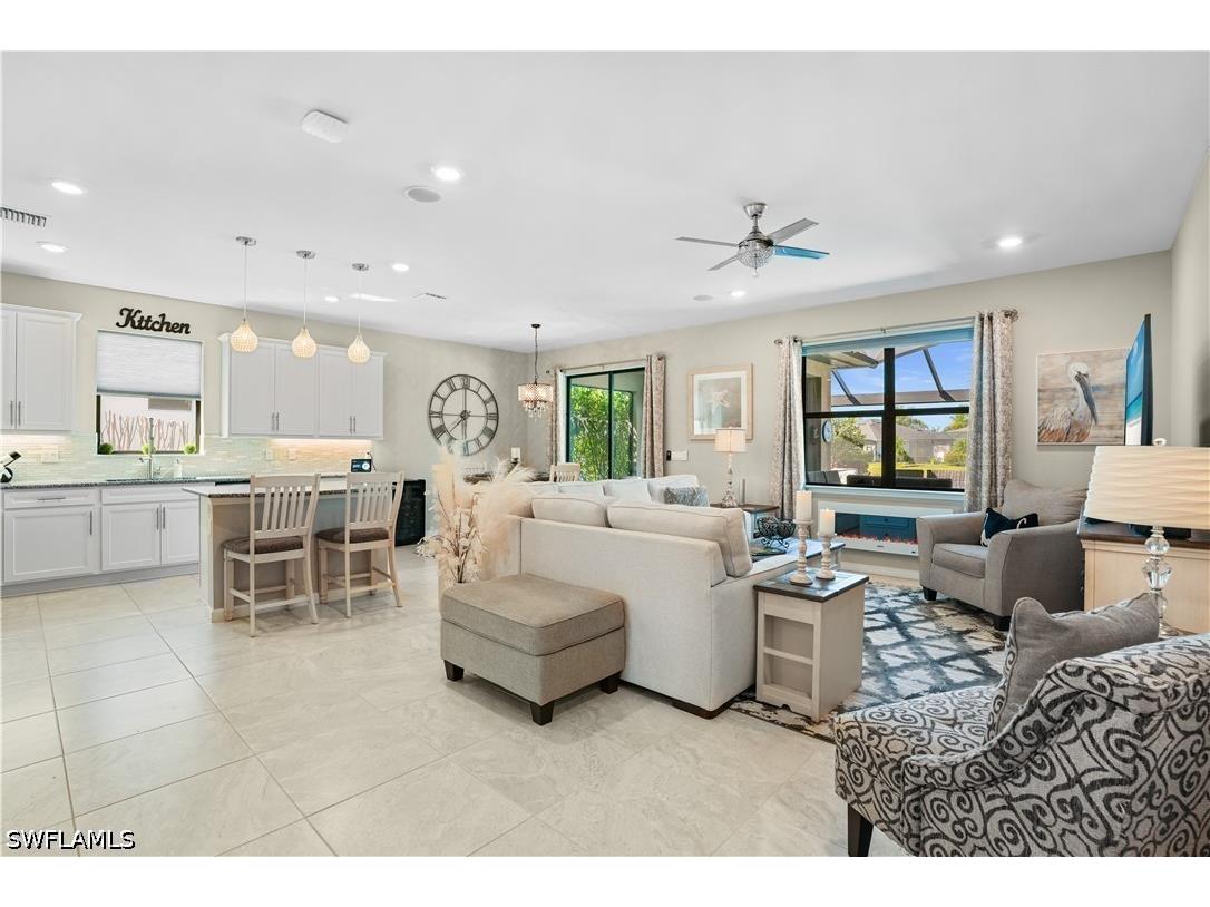 2077 Hamlin Street Naples FL 34120 226018275 image3