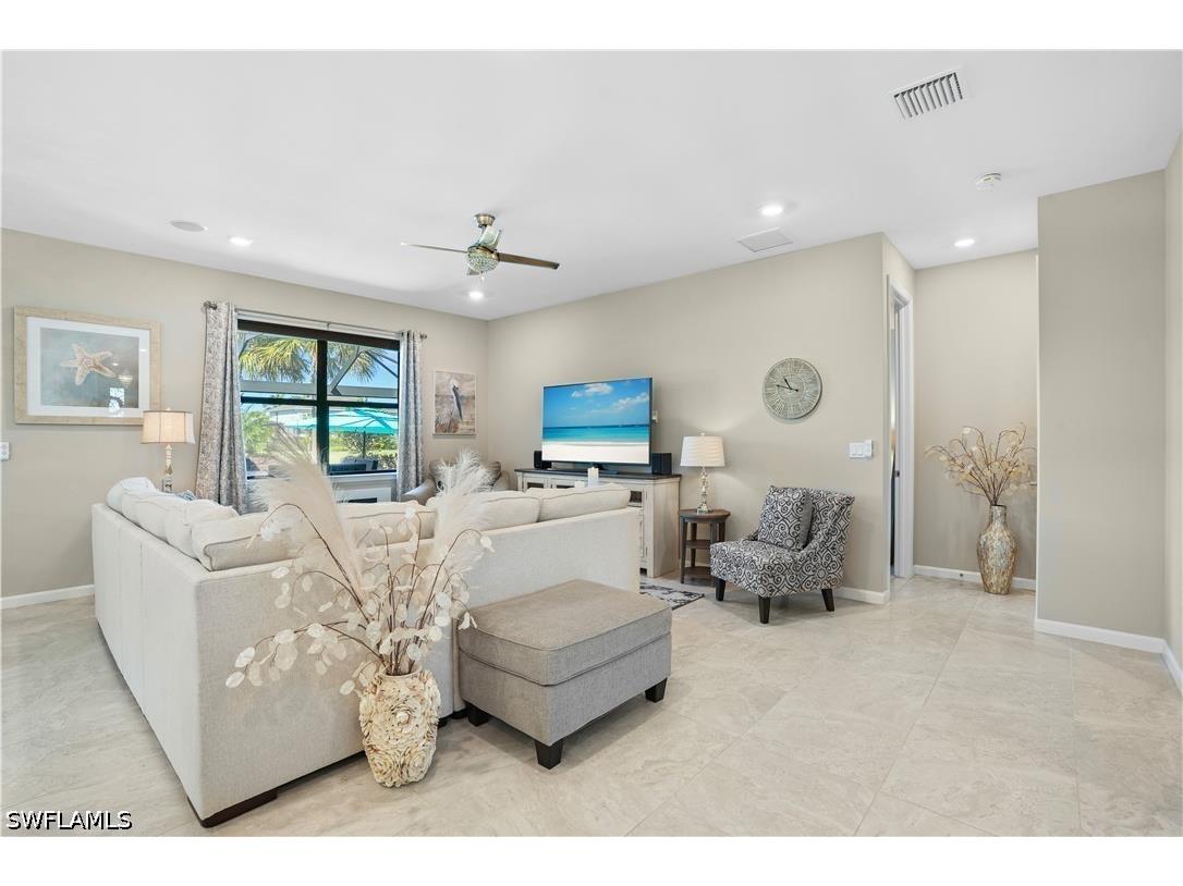 2077 Hamlin Street Naples FL 34120 226018582 image5