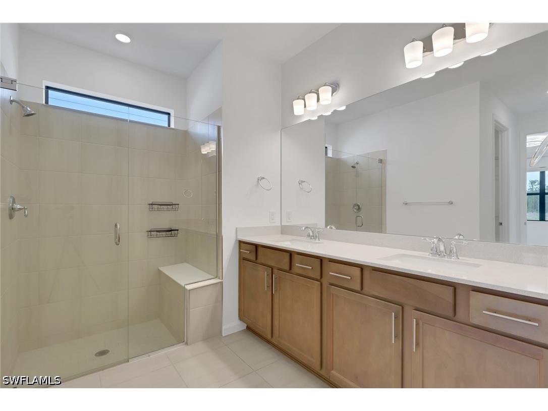 20789 Napa Loop Estero FL 33928 226017359 image16