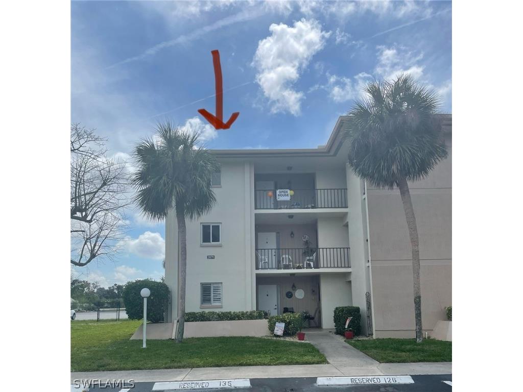 2079 Barkeley Lane #17 Fort Myers FL 33907 224018437 image1