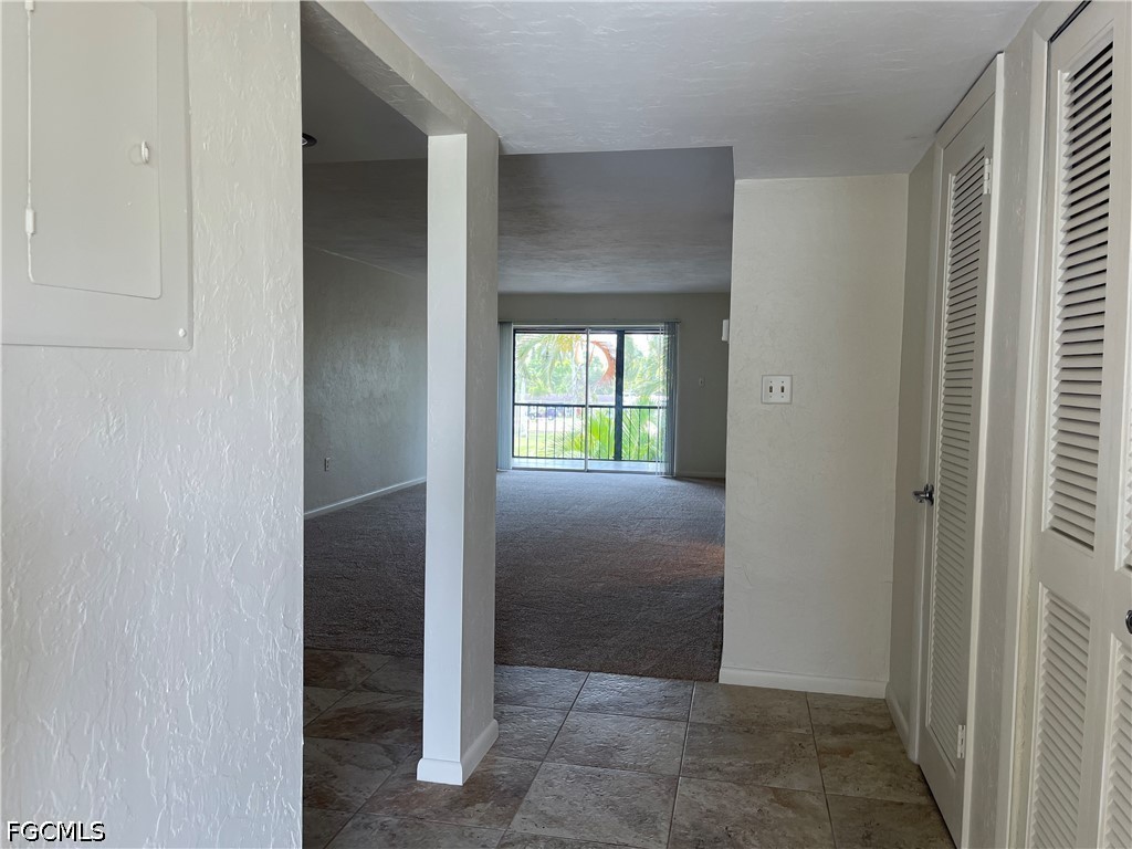 2079 Barkeley Lane #19 Fort Myers FL 33907 2026021558 image3