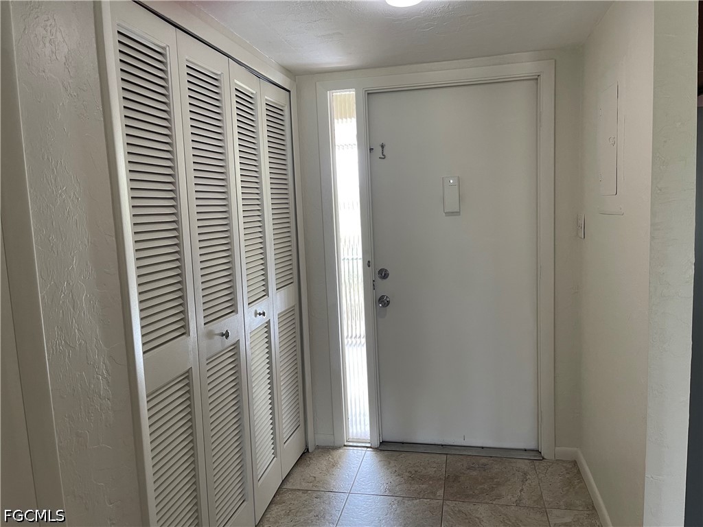 2079 Barkeley Lane #19 Fort Myers FL 33907 2026021558 image4