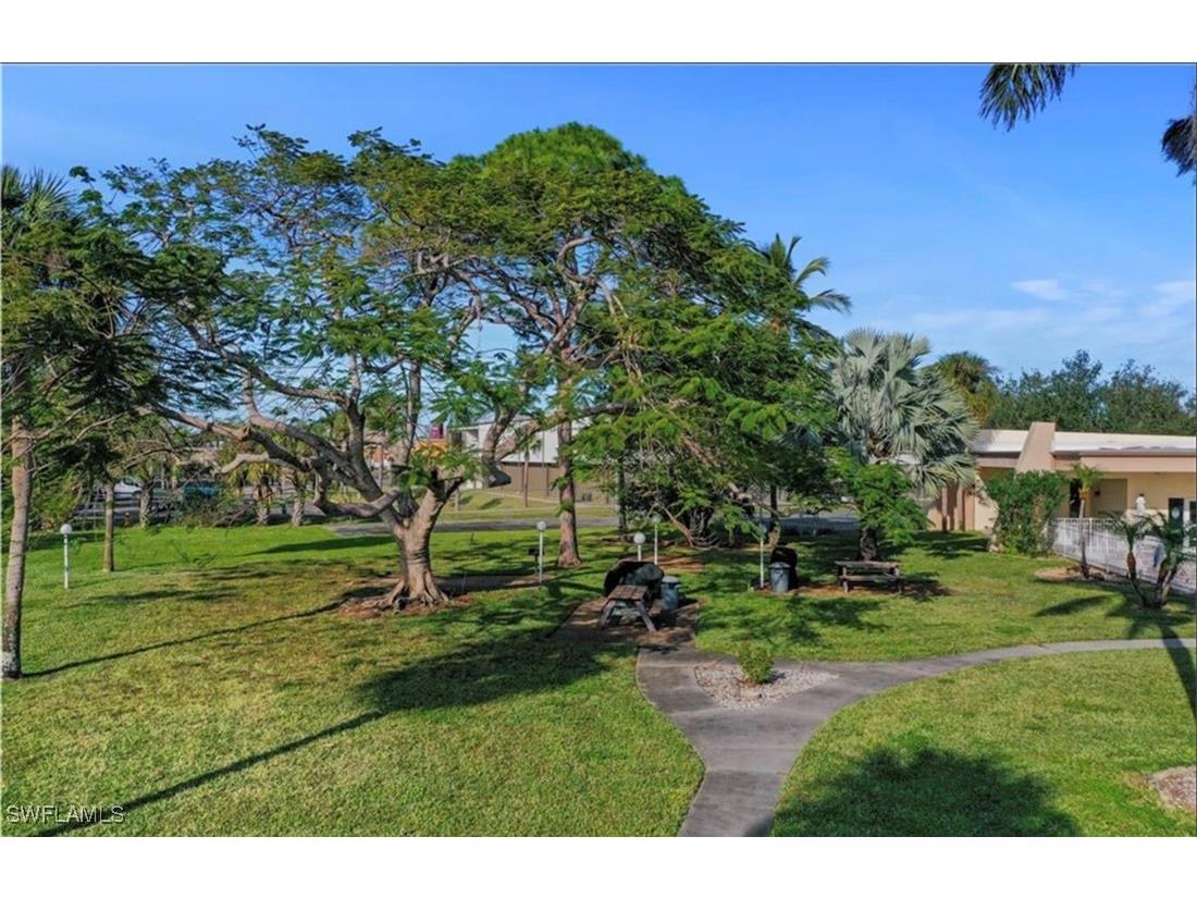 2079 Barkeley Lane #6 Fort Myers FL 33907 225082815 image16