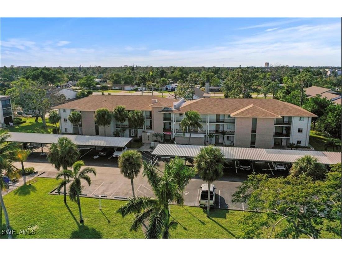 2079 Barkeley Lane #6 Fort Myers FL 33907 225082815 image3