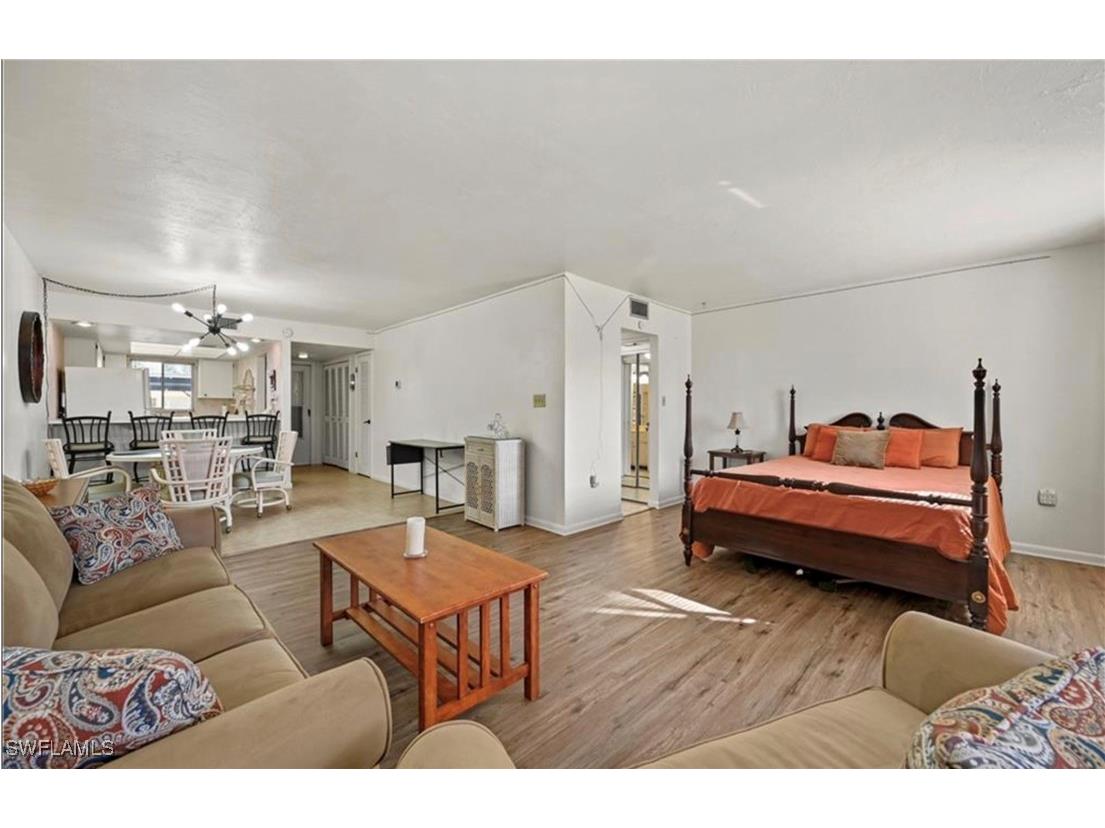 2079 Barkeley Lane #6 Fort Myers FL 33907 225082815 image6