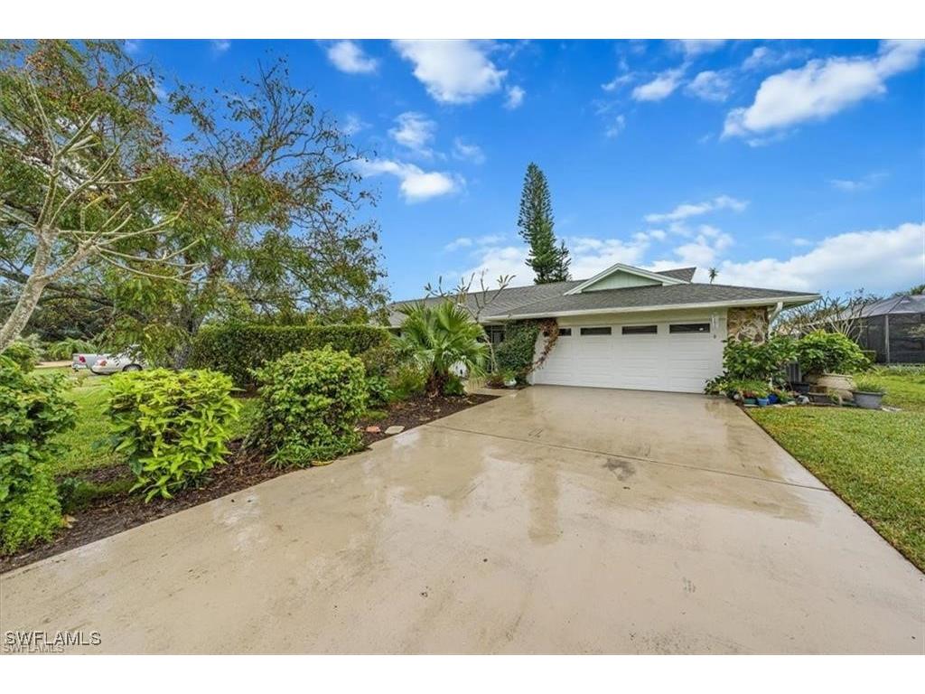 208 Baltusrol Drive Naples FL 34113 225084927 image1