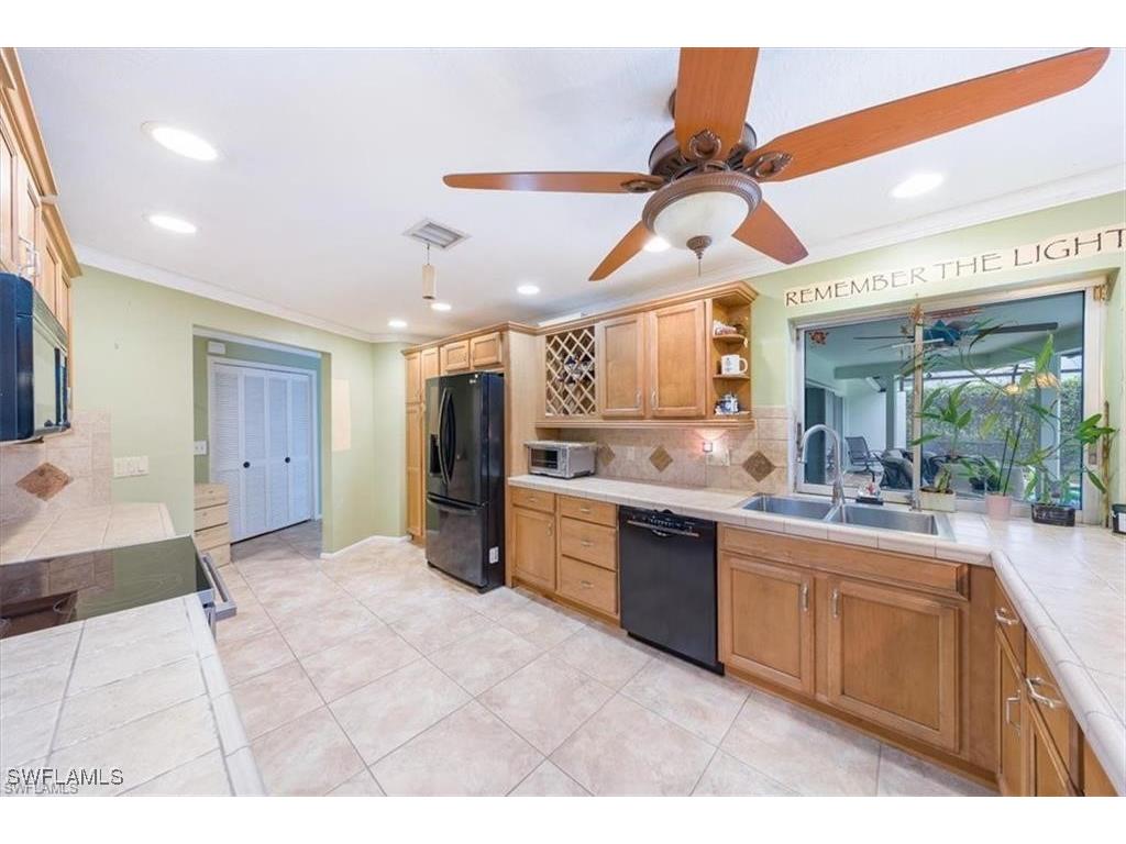 208 Baltusrol Drive Naples FL 34113 225084927 image16