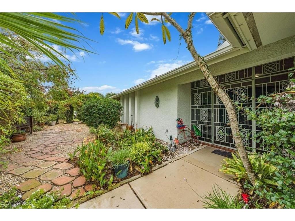 208 Baltusrol Drive Naples FL 34113 225084927 image3