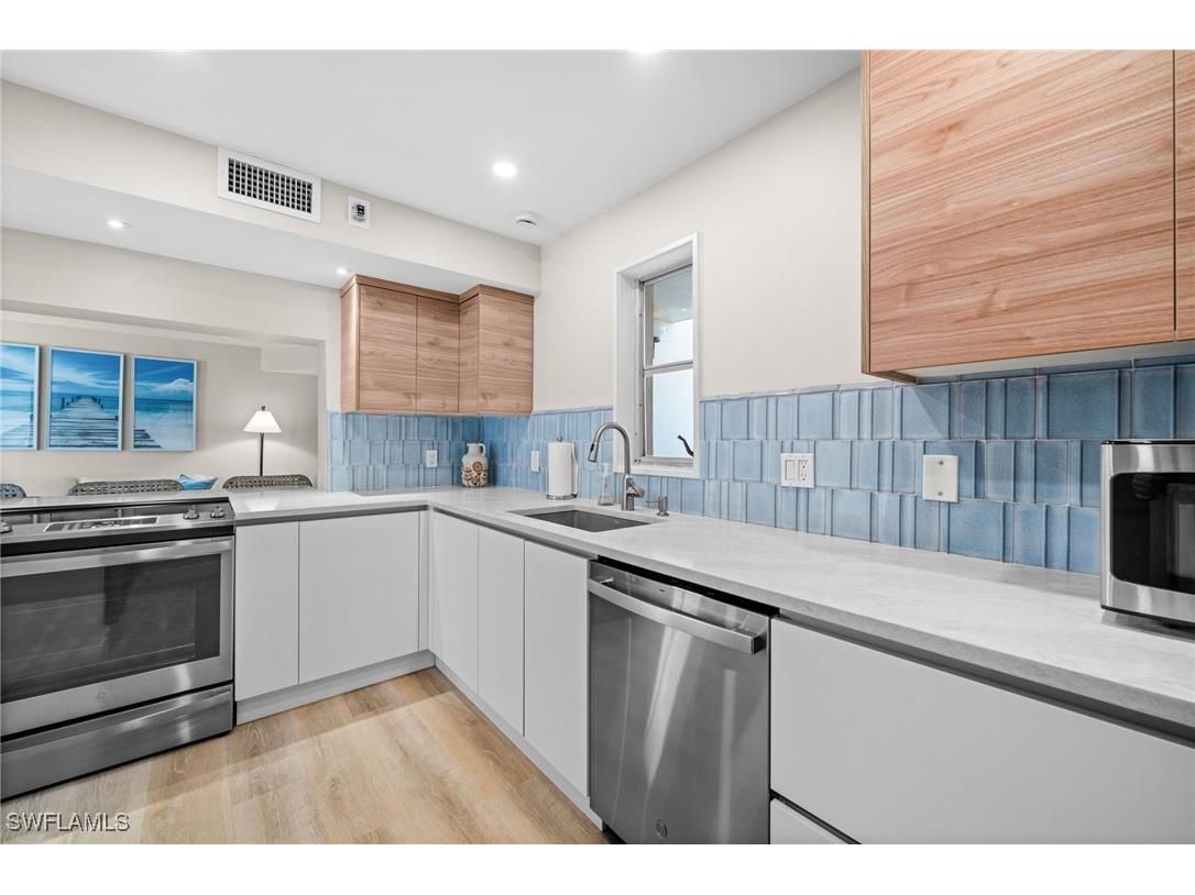 208 Bob O Link Way #208A Naples FL 34105 225085198 image15