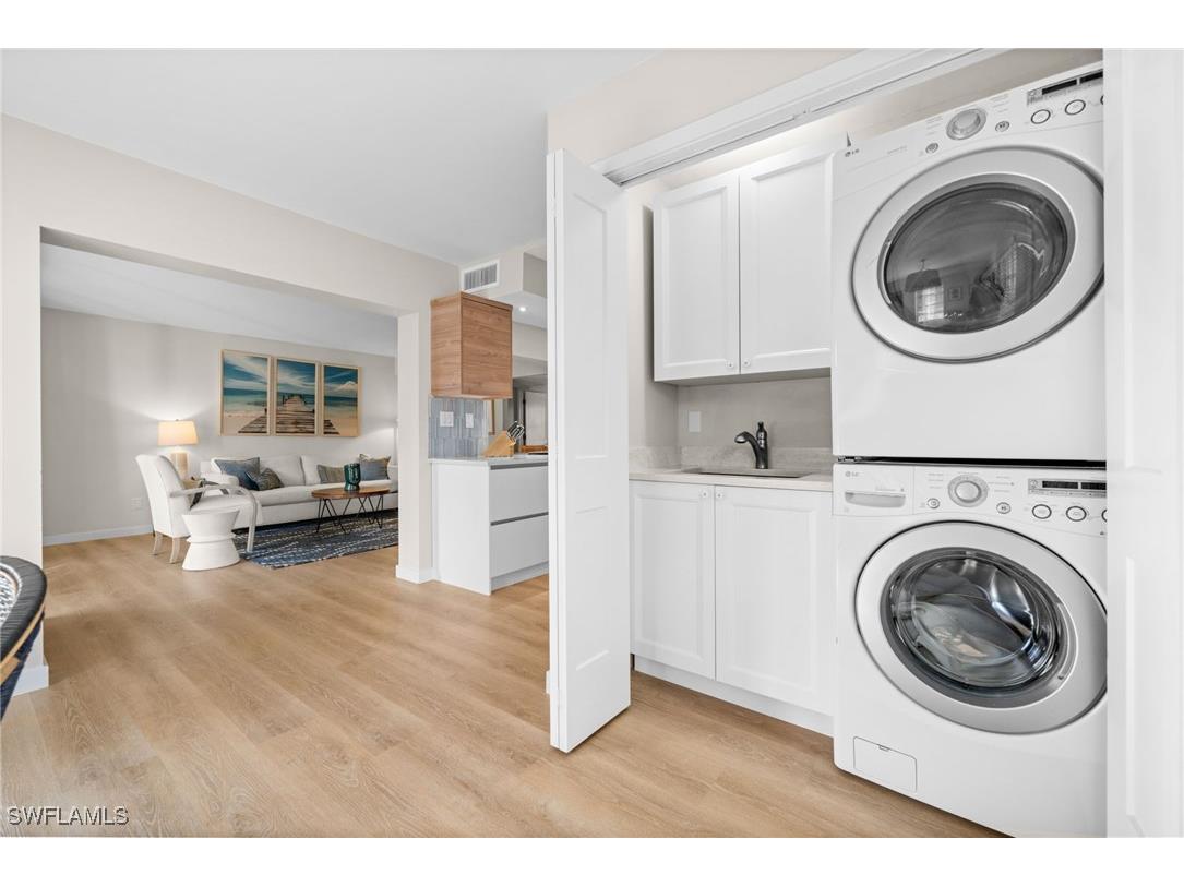 208 Bob O Link Way #208A Naples FL 34105 225085198 image31