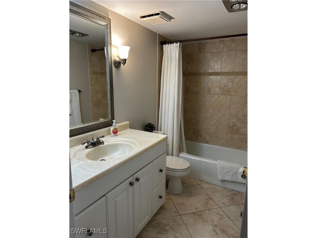 208 Bob O Link Way #208B Naples FL 34105 225083667 image12