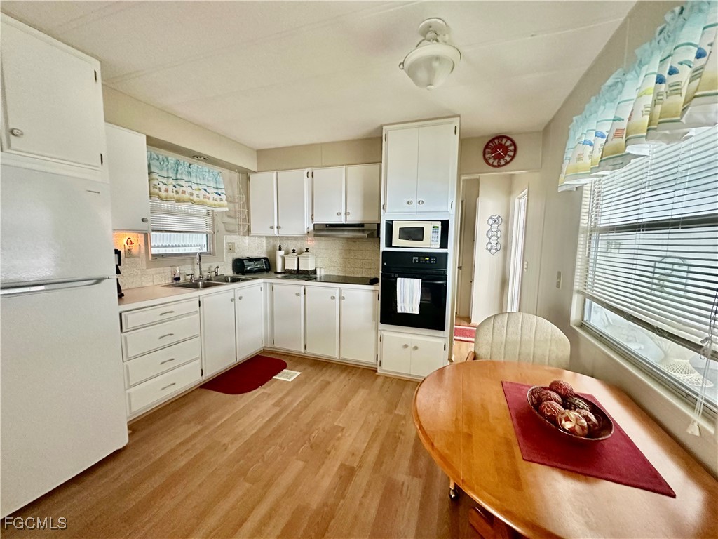 208 Brandywine Lane North Fort Myers FL 33917 2025019420 image2