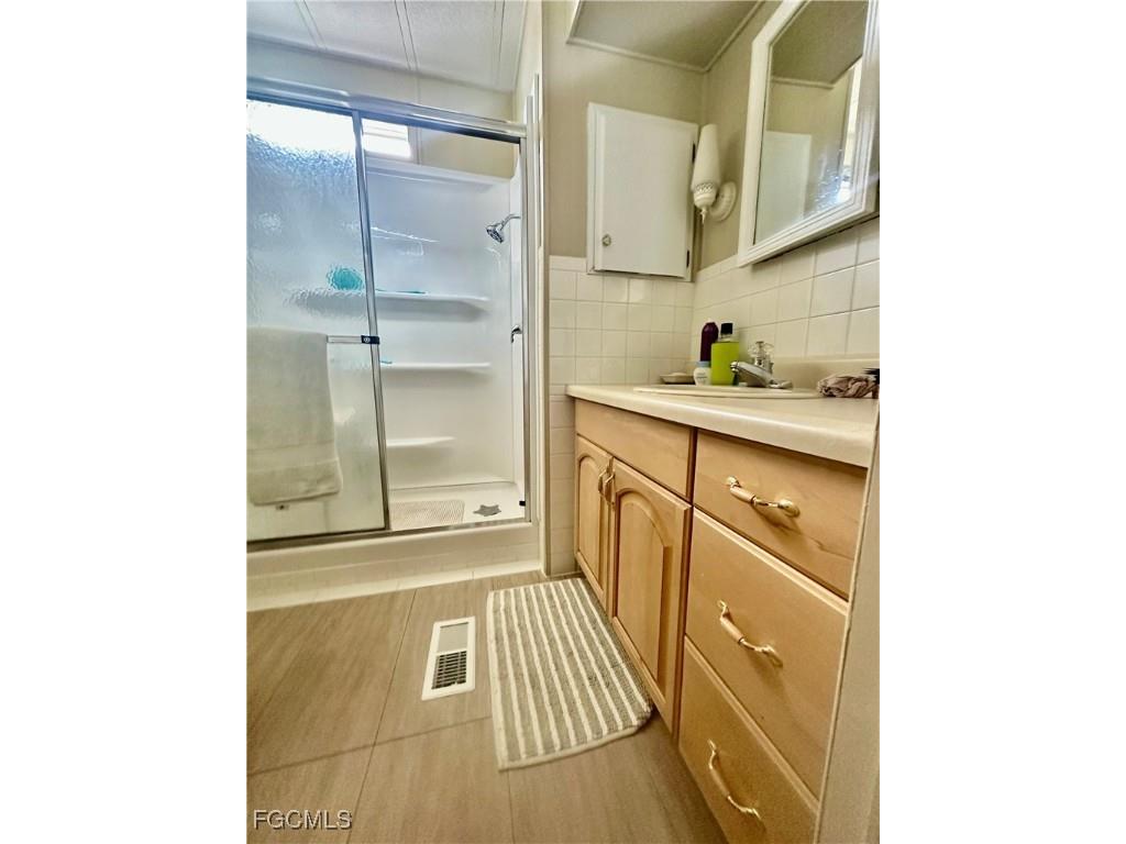 208 Brandywine Lane North Fort Myers FL 33917 2025019420 image9