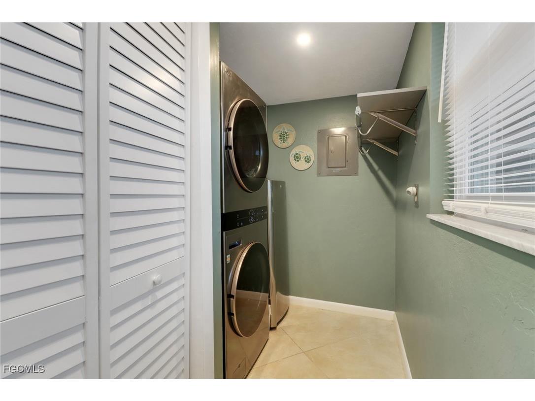 208 Cape Coral Parkway E #107 Cape Coral FL 33904 2025009057 image16