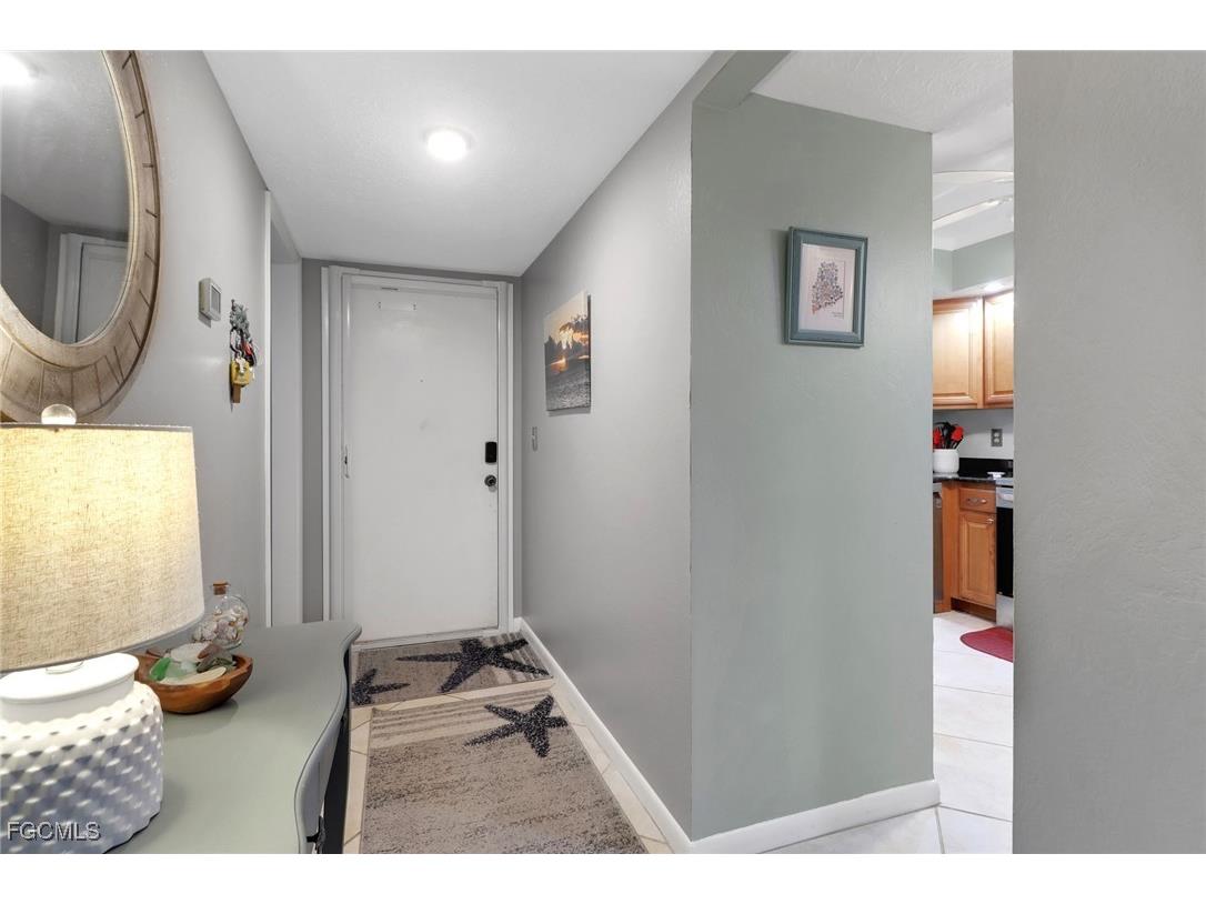 208 Cape Coral Parkway E #107 Cape Coral FL 33904 2025009057 image4