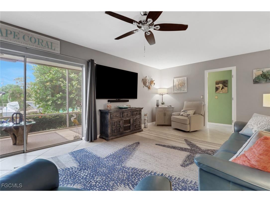 208 Cape Coral Parkway E #107 Cape Coral FL 33904 2025009057 image5