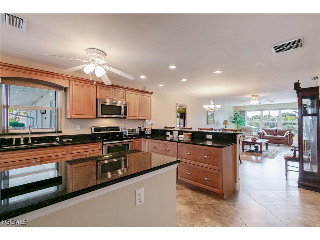 208 Cape Coral Parkway E #208 Cape Coral FL 33904 2026008247 image7