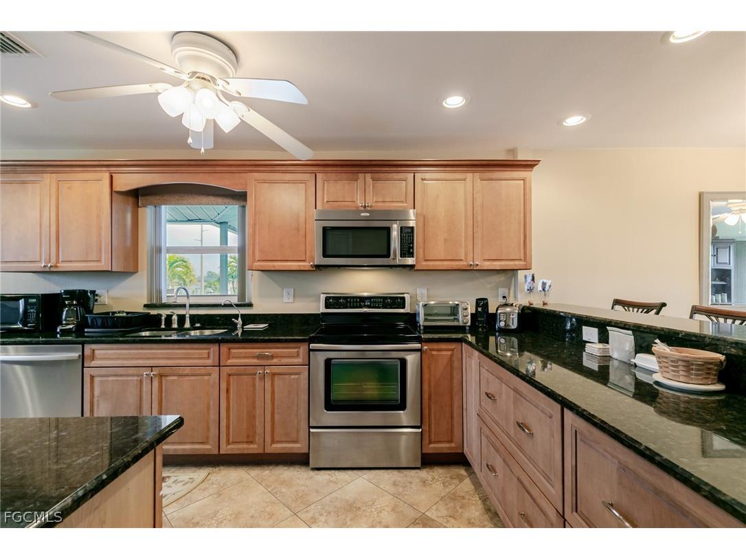 208 Cape Coral Parkway E #208 Cape Coral FL 33904 2026008247 image8