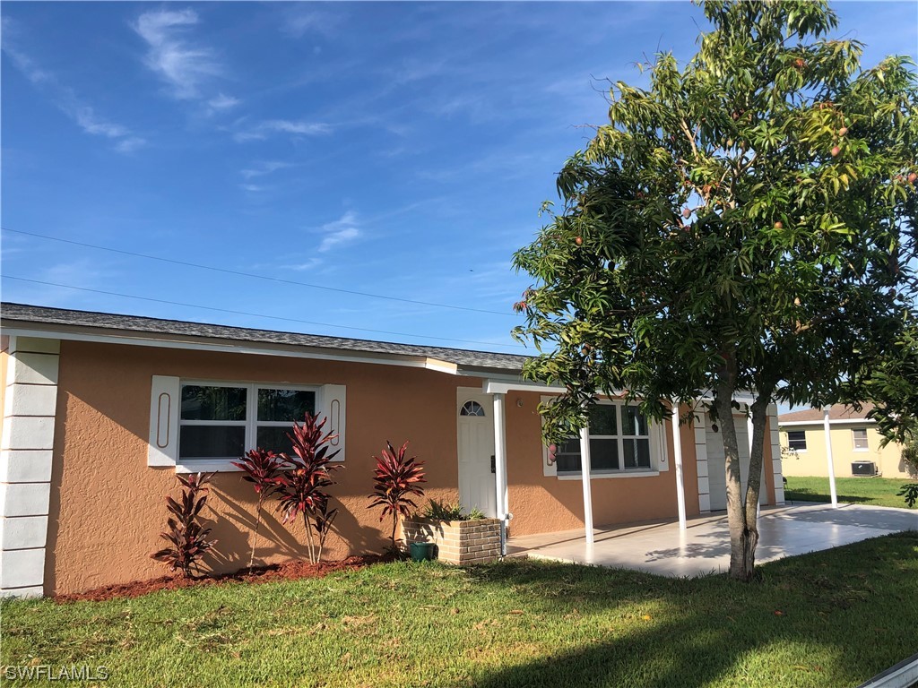 208 Davis Road Lehigh Acres FL 33936 221084539 image1