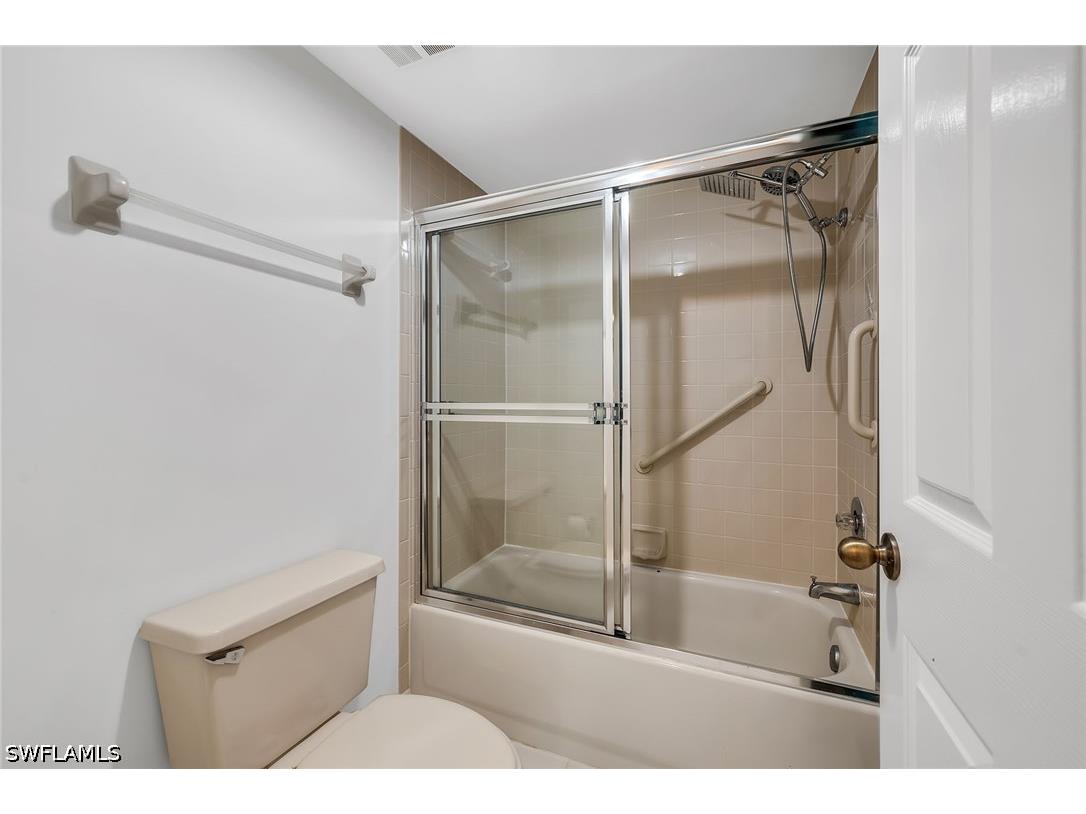 208 Furse Lakes Circle #D6 Naples FL 34104 226021283 image24