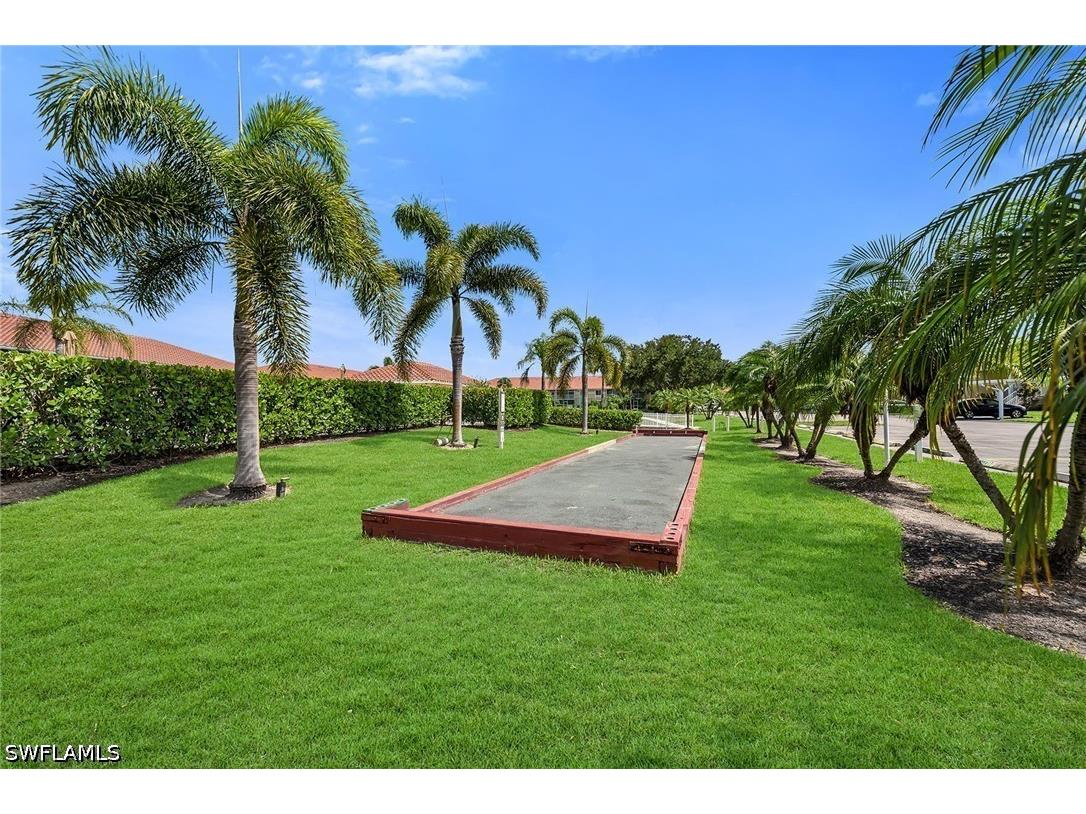 208 Furse Lakes Circle #D6 Naples FL 34104 226021283 image35