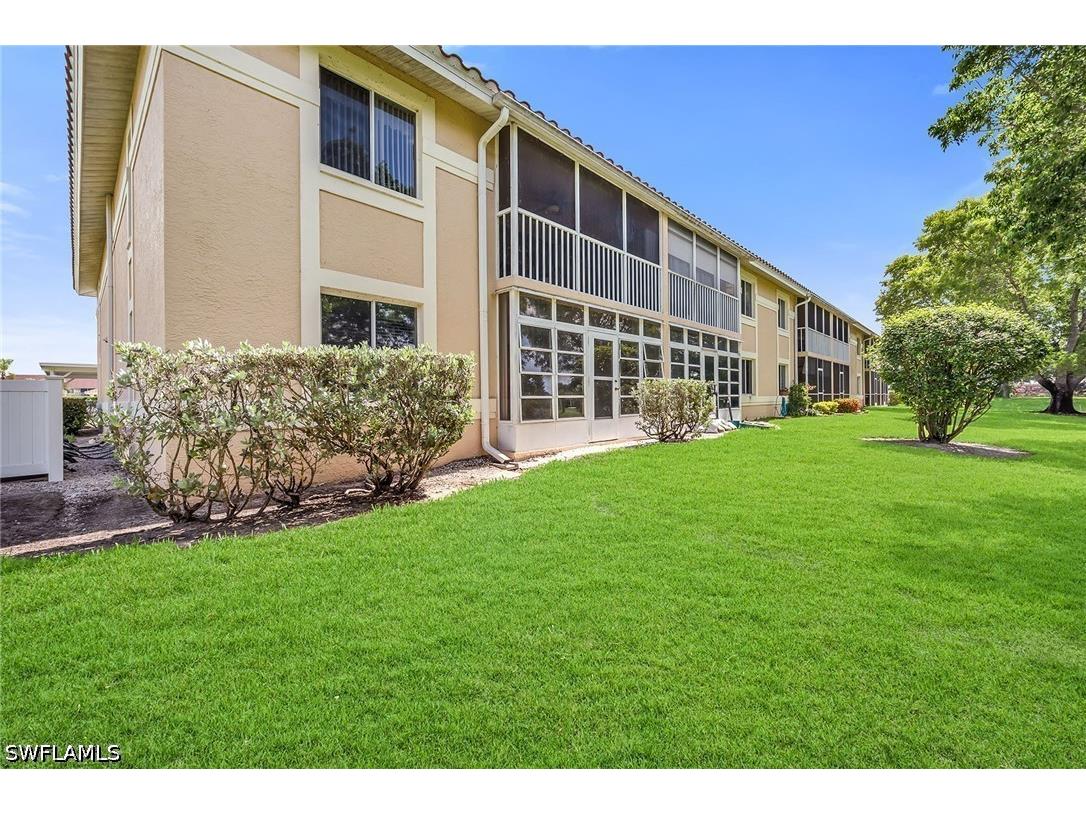 208 Furse Lakes Circle #D6 Naples FL 34104 226021283 image39
