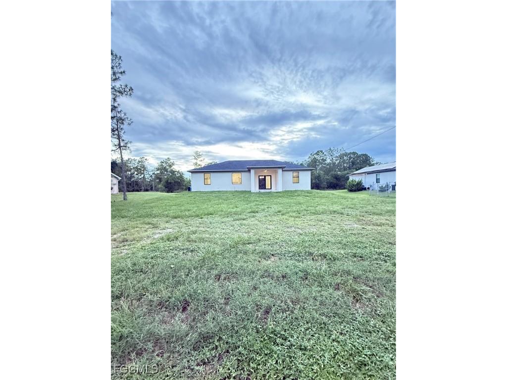 208 Grant Avenue Lehigh Acres FL 33936 2025005462 image5