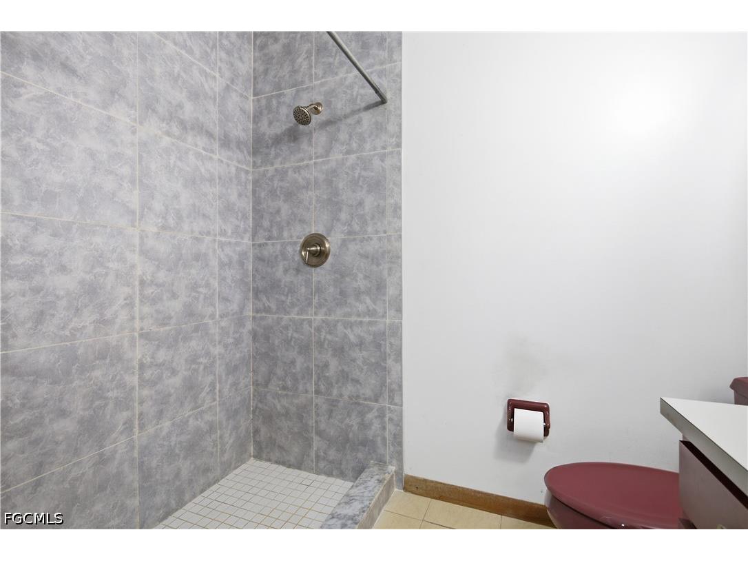 208 NE 9th Avenue Cape Coral FL 33909 2026027389 image19