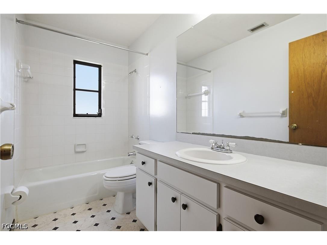 208 NE 9th Avenue Cape Coral FL 33909 2026027389 image21