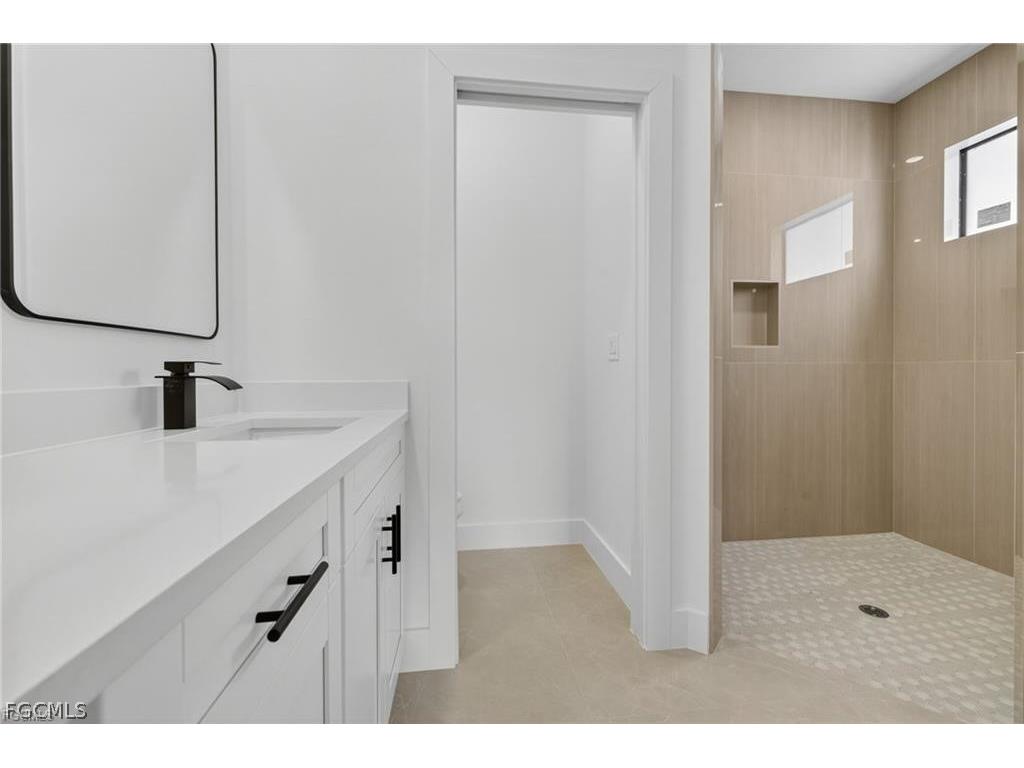 208 Pembroke St Street Lehigh Acres FL 33974 2026009771 image12