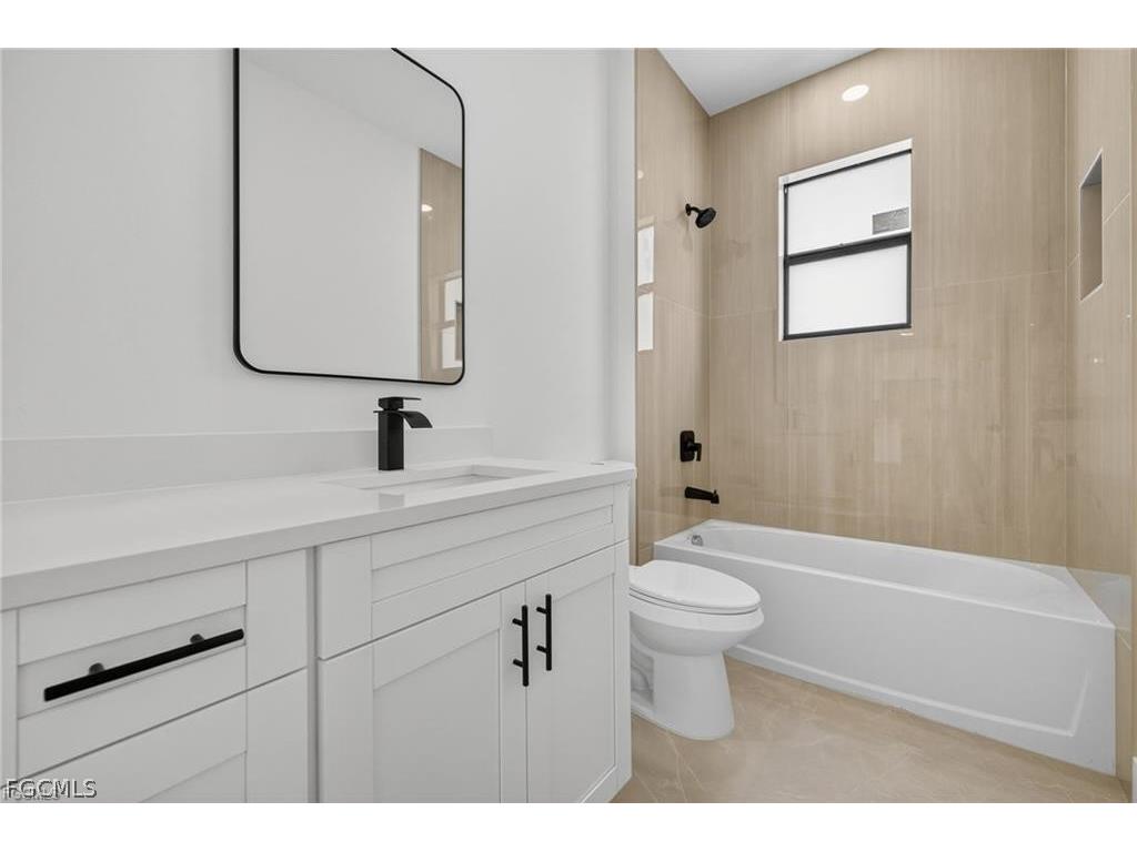 208 Pembroke St Street Lehigh Acres FL 33974 2026009771 image14