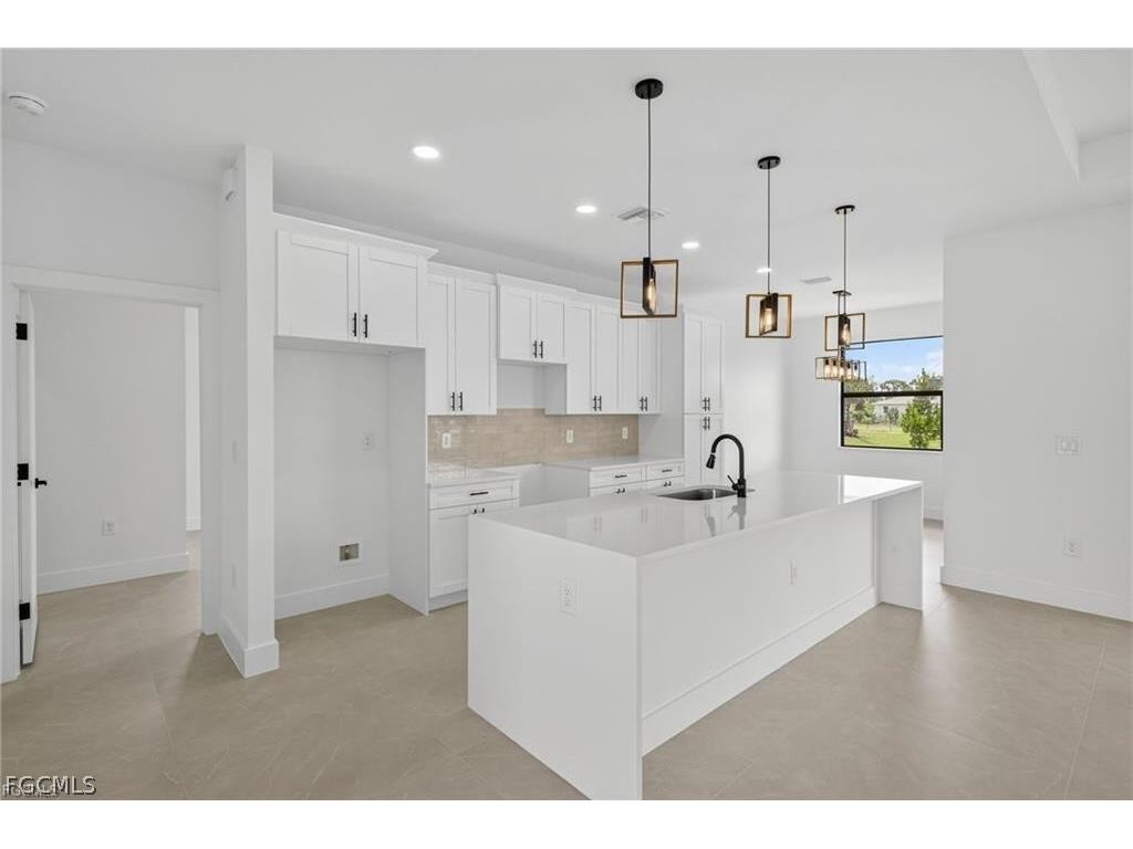 208 Pembroke St Street Lehigh Acres FL 33974 2026009771 image8