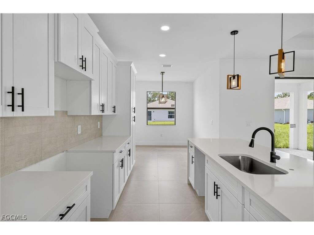 208 Pembroke St Street Lehigh Acres FL 33974 2026009771 image9