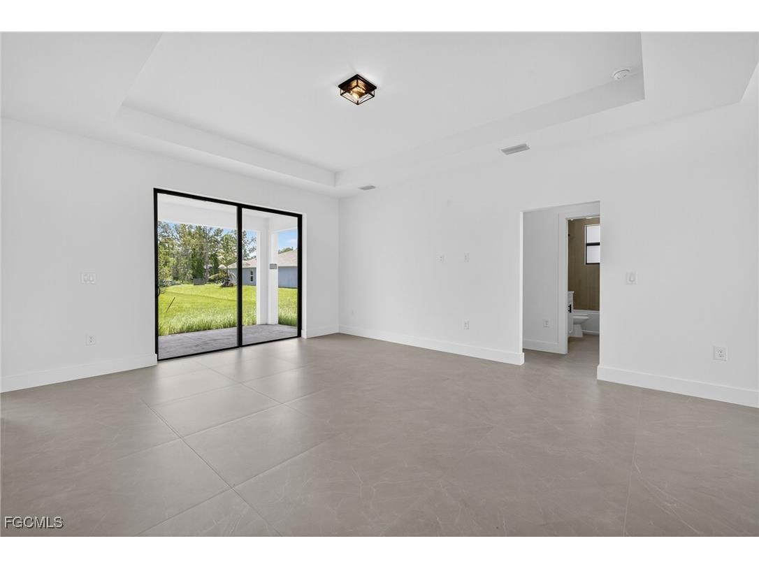 208 Pembroke Street Lehigh Acres FL 33974 2025008797 image4