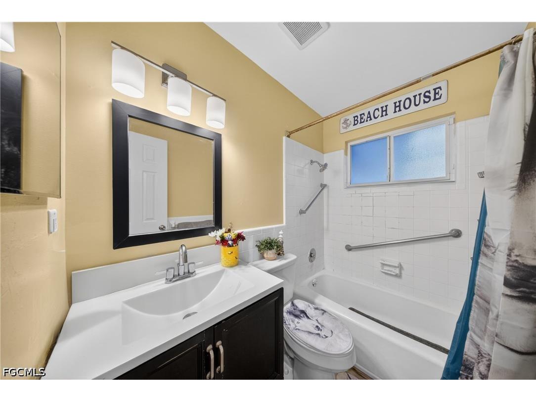 208 Redcliff Avenue Lehigh Acres FL 33936 2026025787 image10