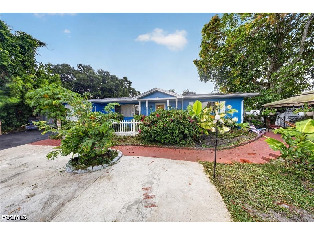 208 Redcliff Avenue Lehigh Acres FL 33936 2026025787 image3