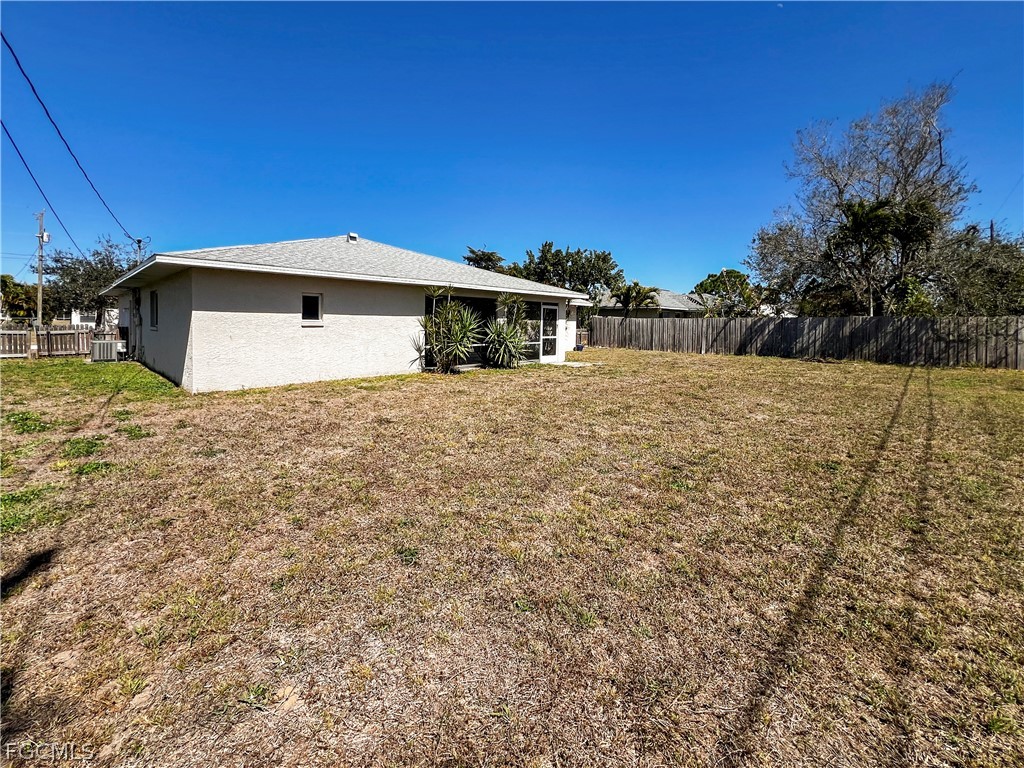 208 SE 17th Street Cape Coral FL 33990 2026010325 image35