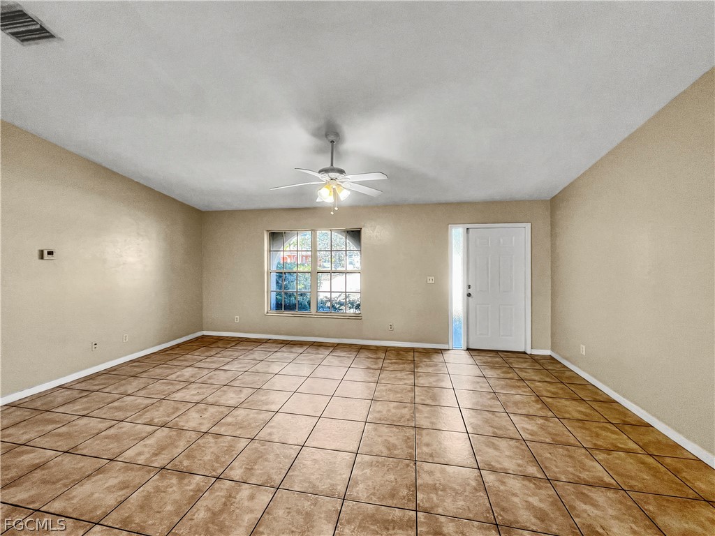208 SE 17th Street Cape Coral FL 33990 2026010325 image4