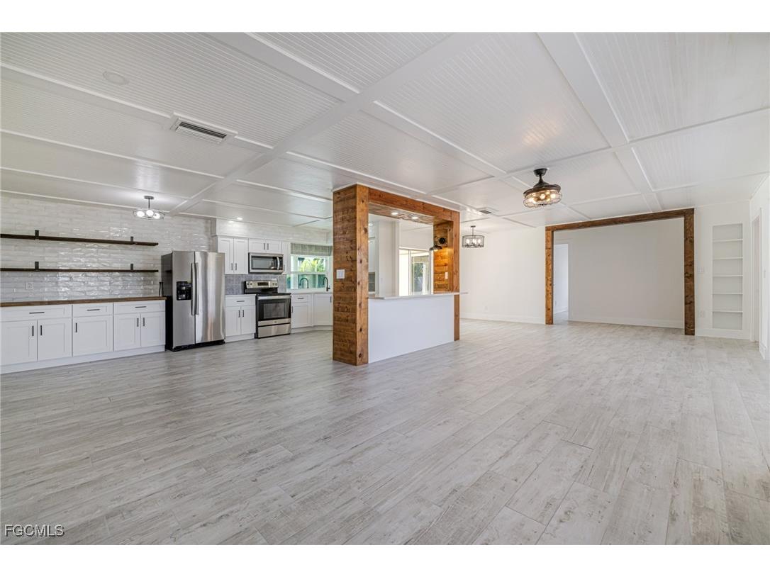 208 SE 43rd Terrace Cape Coral FL 33904 2026003011 image3