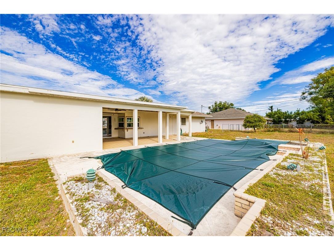 208 SE 43rd Terrace Cape Coral FL 33904 2026003011 image32
