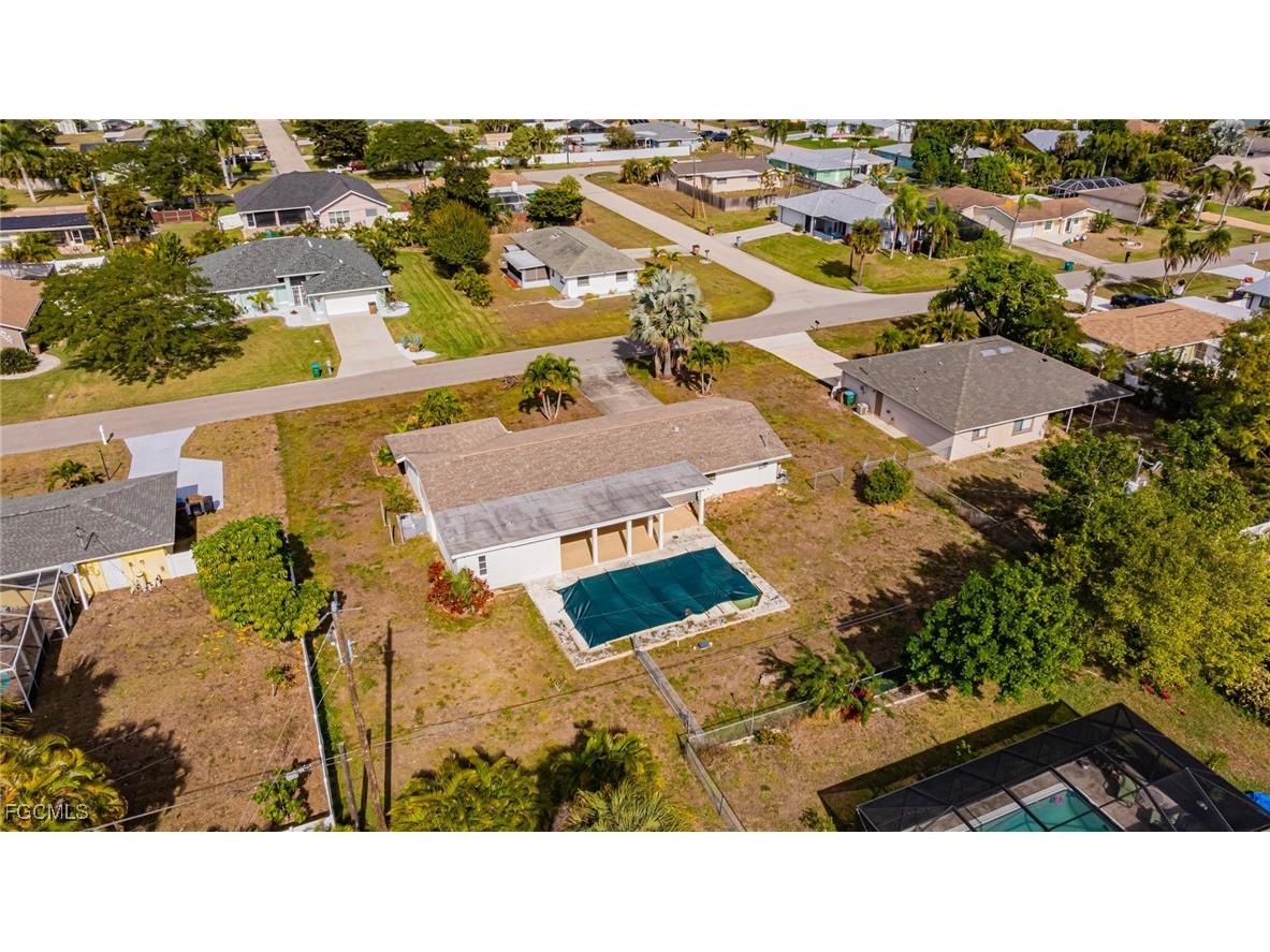 208 SE 43rd Terrace Cape Coral FL 33904 2026003011 image40