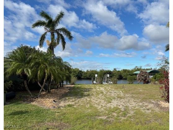 208 Sun Circle Fort Myers FL 33905 2025013477 image1