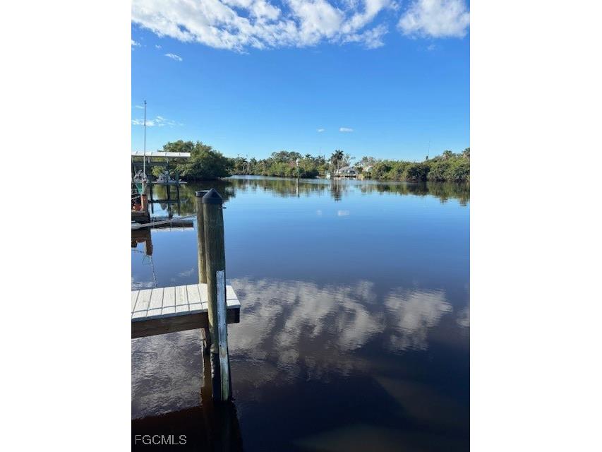 208 Sun Circle Fort Myers FL 33905 2025013477 image5