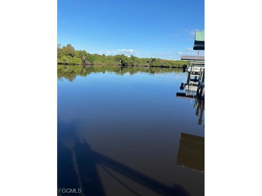 208 Sun Circle Fort Myers FL 33905 2025013477 image6