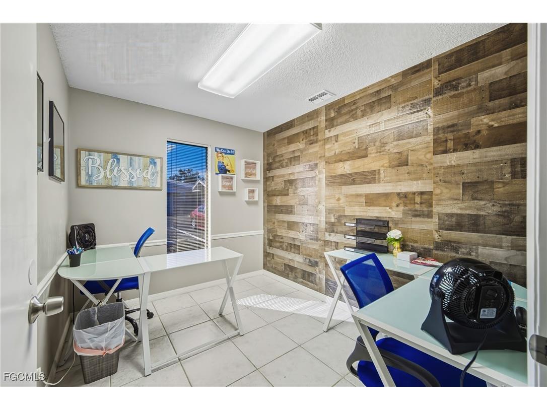 2080 Collier Avenue Fort Myers FL 33901 2025026027 image22